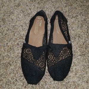 Black Toms 7.5 W